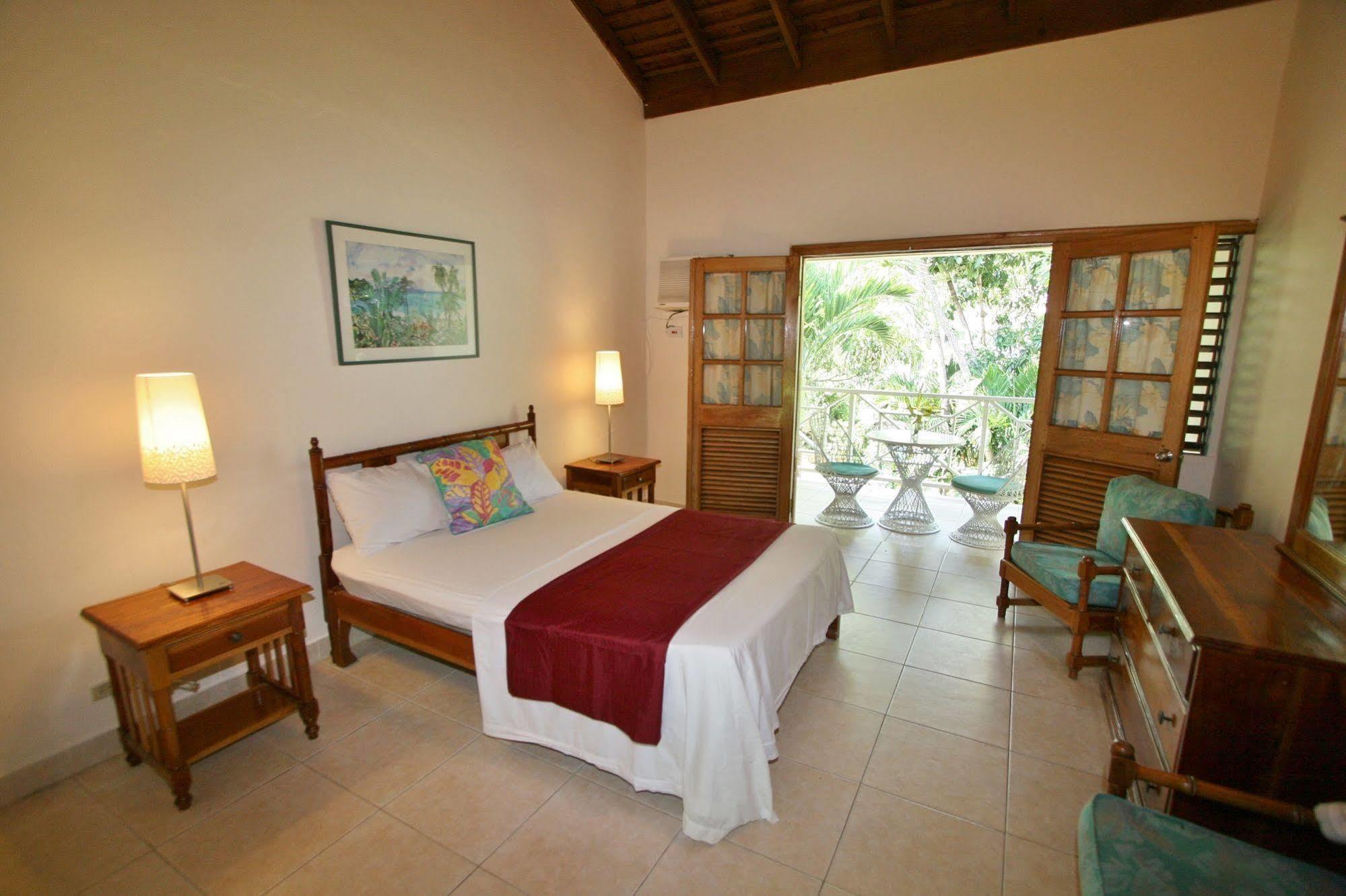 White Sands Negril Rum bild