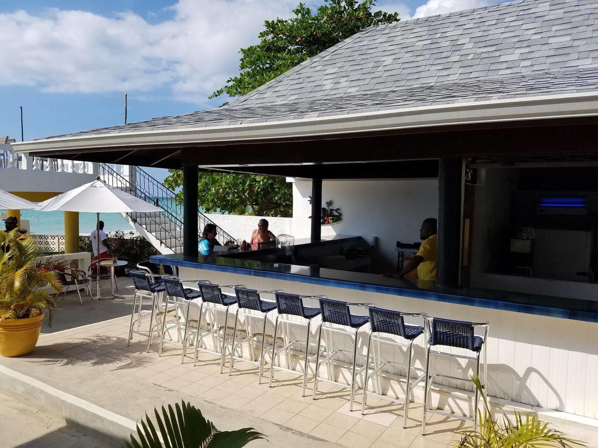 White Sands Negril Exteriör bild